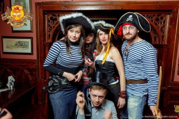 Піратська вечірка в луцькому клубі. ФОТО. ВІДЕО