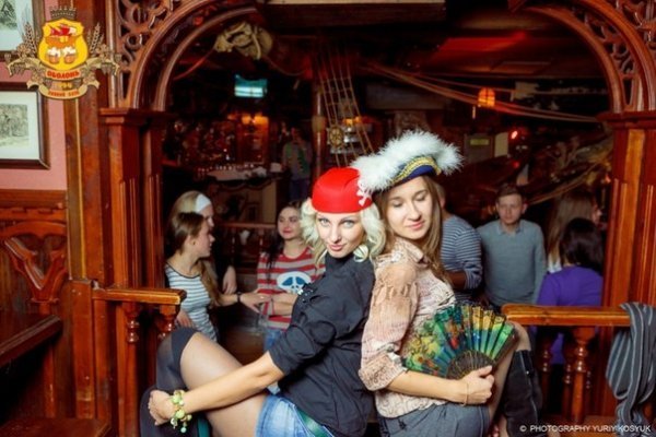 Піратська вечірка в луцькому клубі. ФОТО. ВІДЕО
