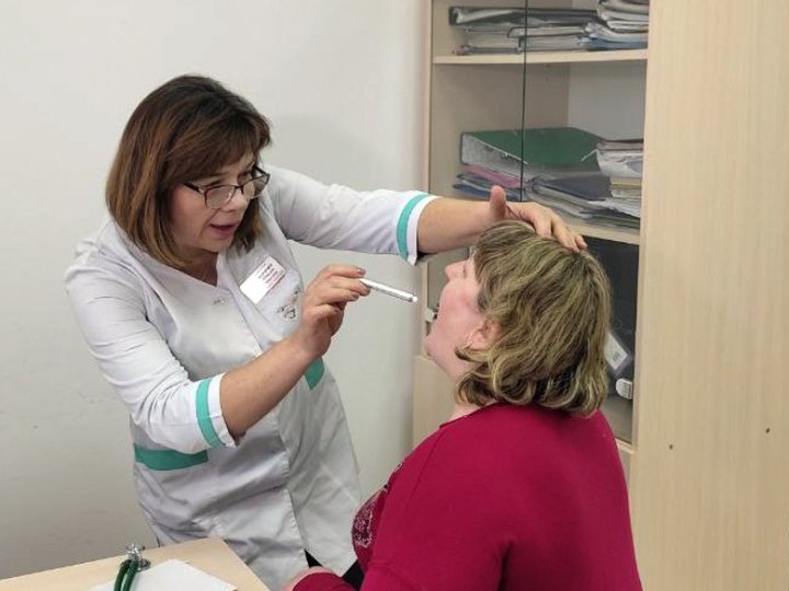 Скільки на Волині бракує лікарів та медсестер