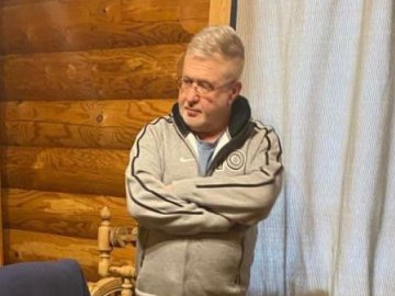 Вдома у Коломойського проходить обшук