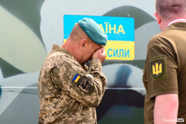Луцьк попрощався із загиблим на Сході воїном Іллею Струком. ФОТО