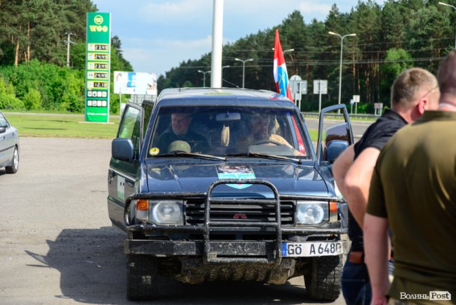 Луцьк попрощався із загиблим на Сході воїном Іллею Струком. ФОТО