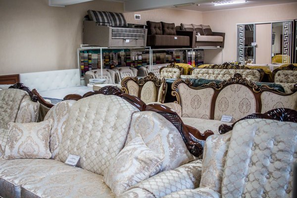 «Чорна п’ятниця» у луцькому ТЦ «Ювант»:  шалені знижки до 70%*