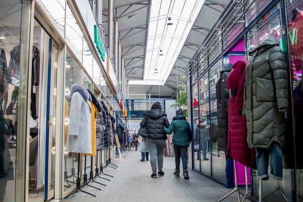 «Чорна п’ятниця» у луцькому ТЦ «Ювант»:  шалені знижки до 70%*