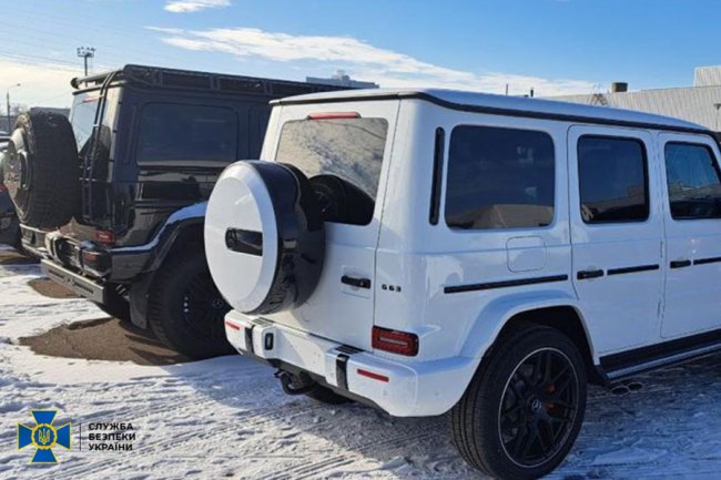 Бізнесмен зі Львова в обхід санкцій постачав рф «Роллс-Ройси» та «Майбахи», – СБУ