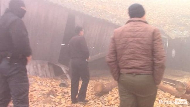 На Волині обшукали підпільні пилорами. ФОТО