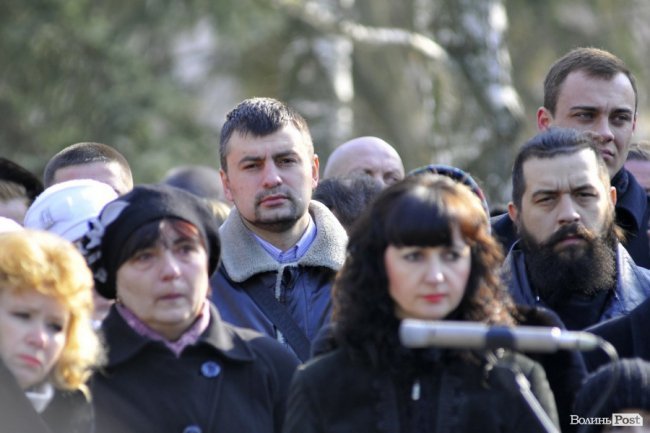 Сотні лучан вшанували пам’ять Героїв Небесної Сотні