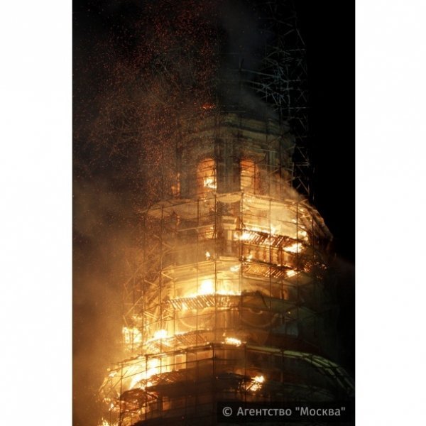 В центрі Москви горів монастир. ФОТО. ВІДЕО