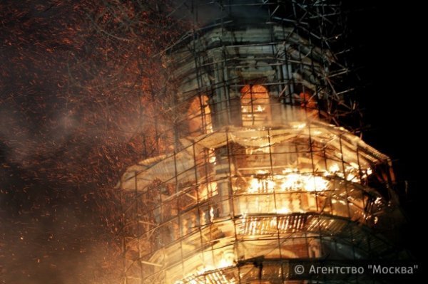 В центрі Москви горів монастир. ФОТО. ВІДЕО