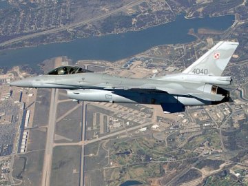 Одразу за Нідерландами: Данія заявила про передачу Україні винищувачів F-16
