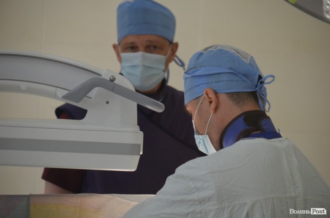 Волинянину вживили пристрій, який «повертає з того світу». ФОТО