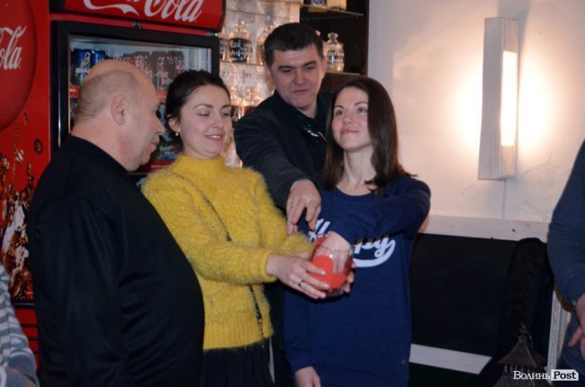 «Я+Ти»: у Луцьку в романтичній атмосфері святкували День закоханих