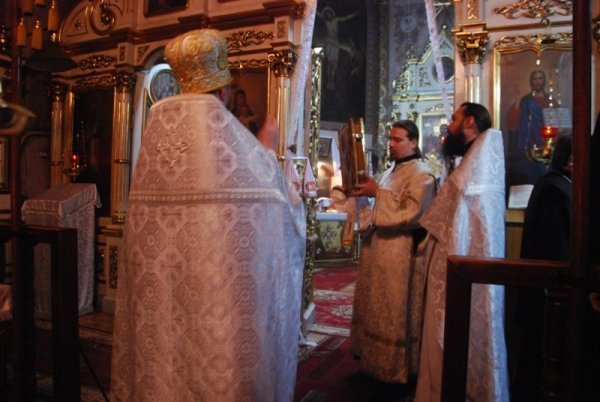 У луцькій церкві святять воду. ФОТО