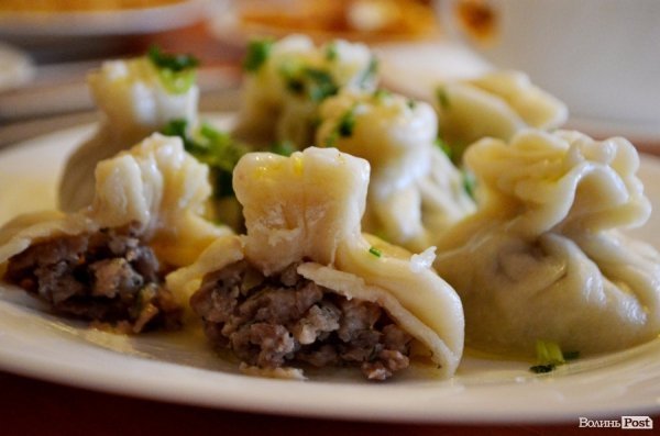 «Ресора» - мінус. «Чебуречна» - плюс. Смачного Луцька!