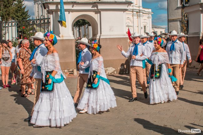 Від Мексики до Індії: грандіозний міжнародний фестиваль стартував у Луцьку. ФОТО