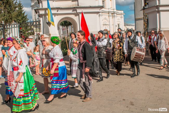 Від Мексики до Індії: грандіозний міжнародний фестиваль стартував у Луцьку. ФОТО