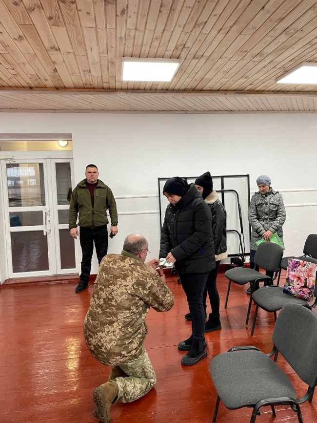 Рідним Героя з Волині Віктора Войтка вручили його посмертну нагороду