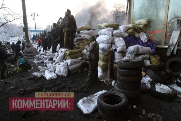 Світанок: барикади у Києві. ФОТО