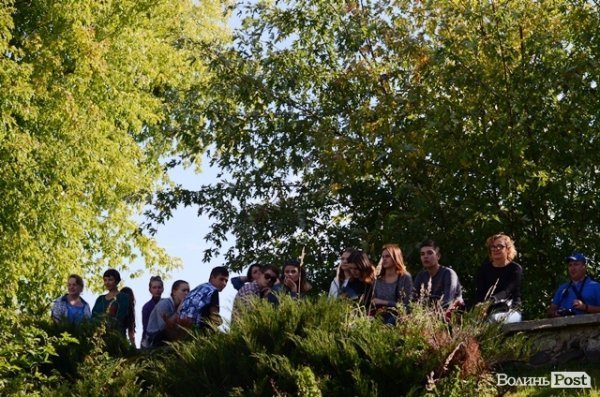 Відкриття театрального фестивалю «Мандрівний вішак - 2016» у Луцьку. ФОТО