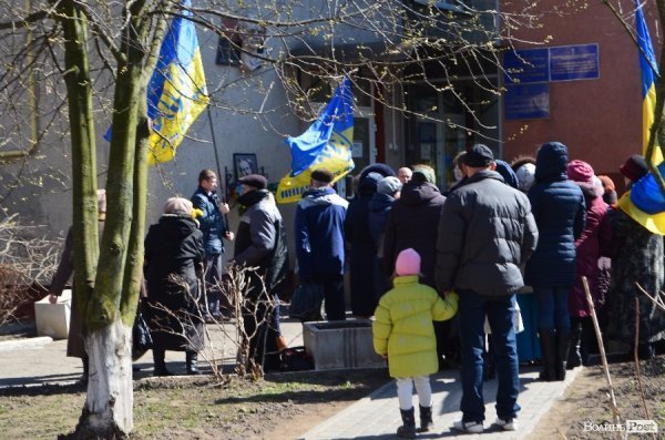 Лучани вшанували пам'ять В'ячеслава Чорновола. ФОТО 