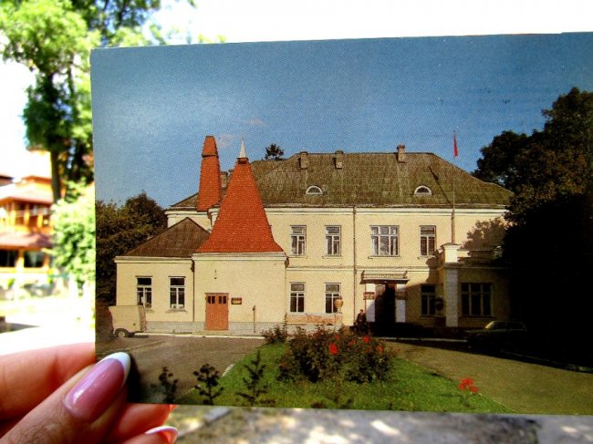 У місті на Волині пам’ятні місця порівняли із ретро-листівками. ФОТО