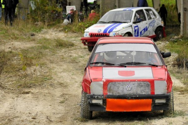 Автомотофестиваль під Луцьком: день перший. ФОТО. ВІДЕО
