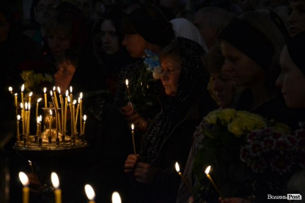 У Луцьку попрощалися з загиблим «айдарівцем». ФОТО 
