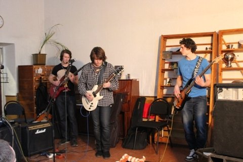 Як «гойдалися» лучани. ФОТО