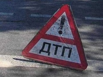 У Луцьку фура збила жінку