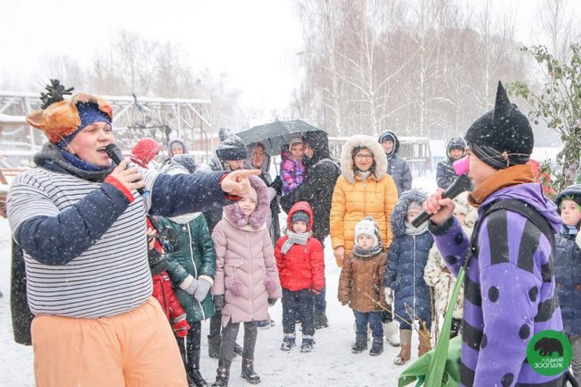 Святий Миколай у луцькому зоопарку влаштував свято для діток. ФОТО