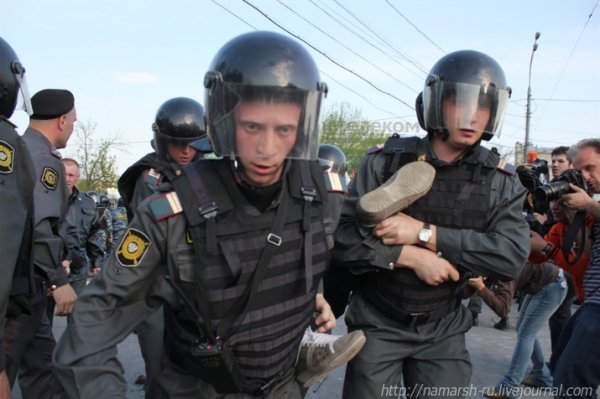 Як у Росії ламають опозицію. ФОТО. ВІДЕО