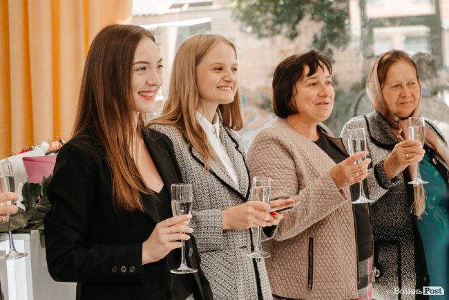 У Луцьку відкрили меблевий шоурум BESELL*