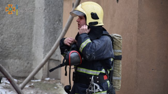 У Луцьку на Відродження горіла дев`ятиповерхівка. ФОТО.ВІДЕО