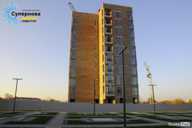 Звіт з будівництва ЖК «Супернова»: у четвертому будинку встановлюють вікна*