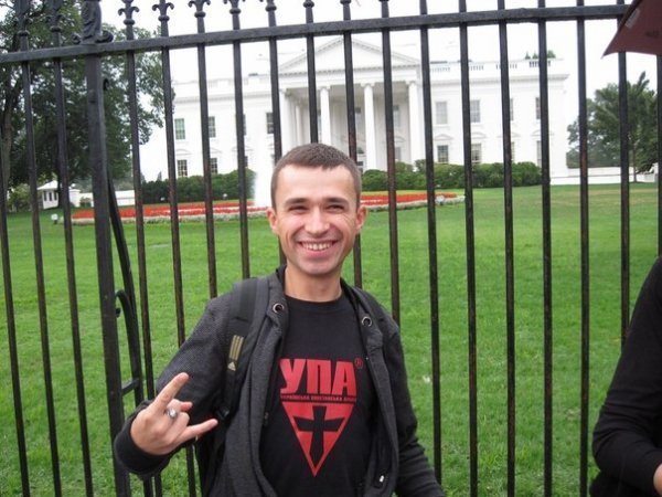 Автор  - Олександр Дей