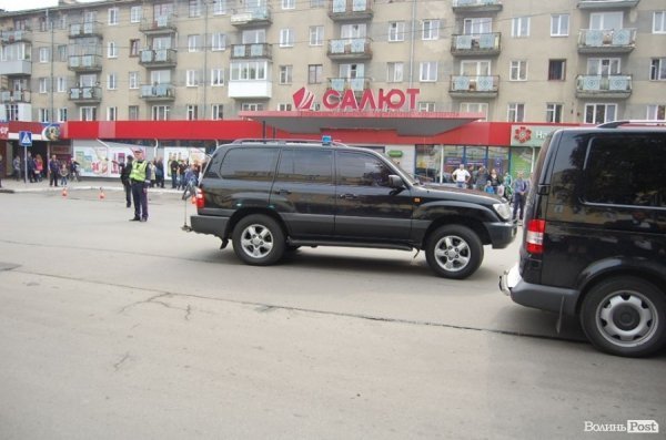 Кортеж Януковича в Луцьку. ФОТО. ВІДЕО