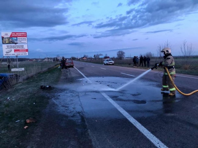 На трасі «Київ-Ковель-Ягодин» – автотроща за участю 3-ох авто: є потерпілі. ФОТО