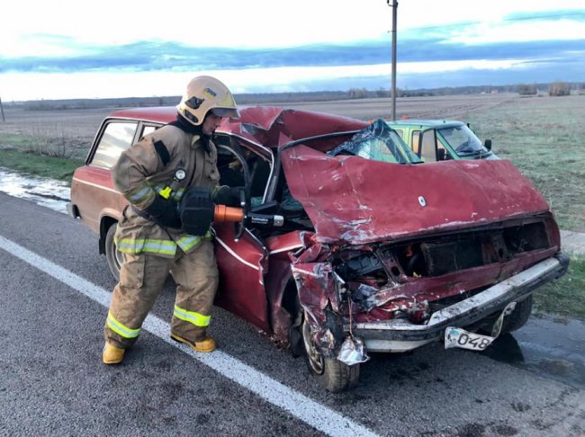 На трасі «Київ-Ковель-Ягодин» – автотроща за участю 3-ох авто: є потерпілі. ФОТО