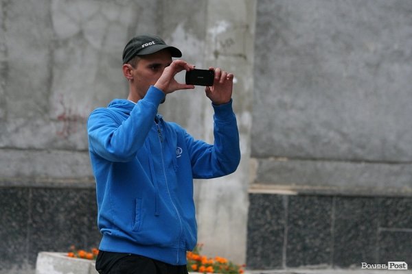 По Луцьку ходила «чортівня» з картинами. ФОТО