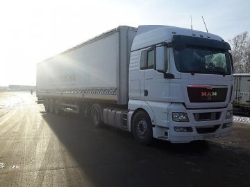 У волинському селі посеред ночі «обчистили» фуру