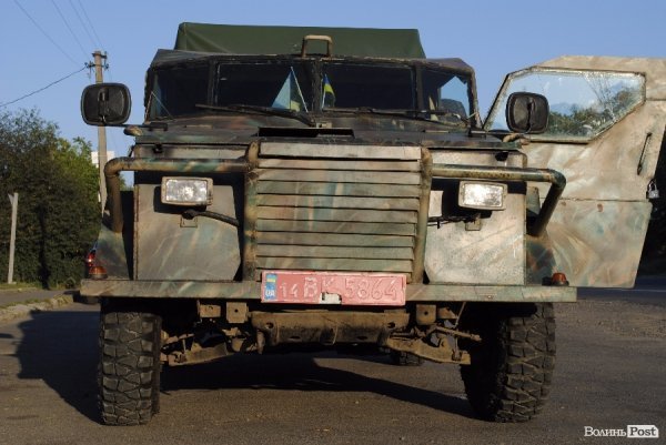 Волинські волонтери відправили «танк» в АТО. ФОТО. ВІДЕО