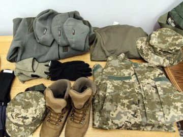 Данія надасть форму та зимовий одяг для українських військових