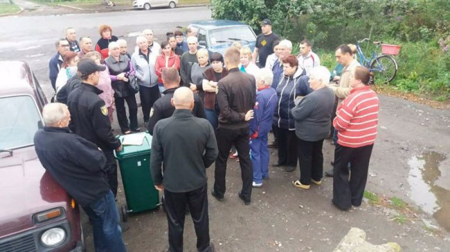 Сміттєва проблема: мешканці ще  двох вулиць у Луцьку придбають контейнери