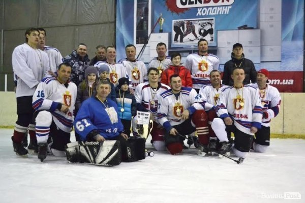 Луцькі хокеїсти перемогли на першості області. ФОТО