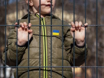 РФ незаконно вивезла та утримує 4396 українських дітей-сиріт