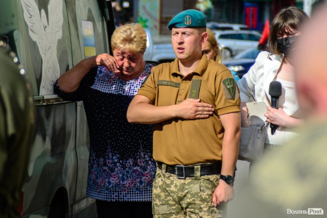 Луцьк попрощався із загиблим на Сході воїном Іллею Струком. ФОТО