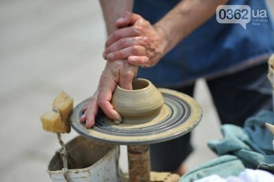 На перший у Рівному «Фестиваль сиру і вина» запросили волинських виробників