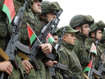 У Білорусі знову продовжили військові навчання