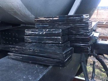 На «Ягодині» у потязі знайшли  контрабандне куриво