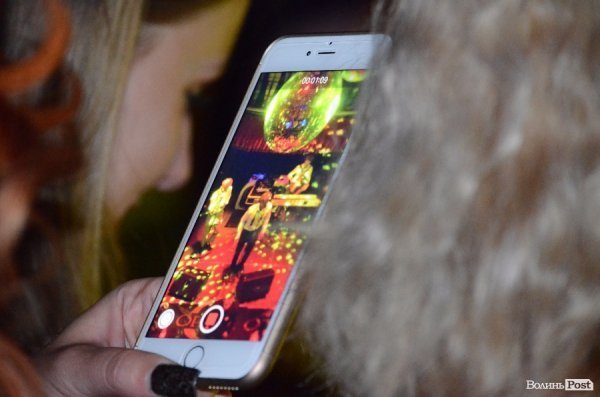 «Чорний бумер», «Харизма» і «Мурка»: в Луцьку знову виступав Seryoga. ФОТО